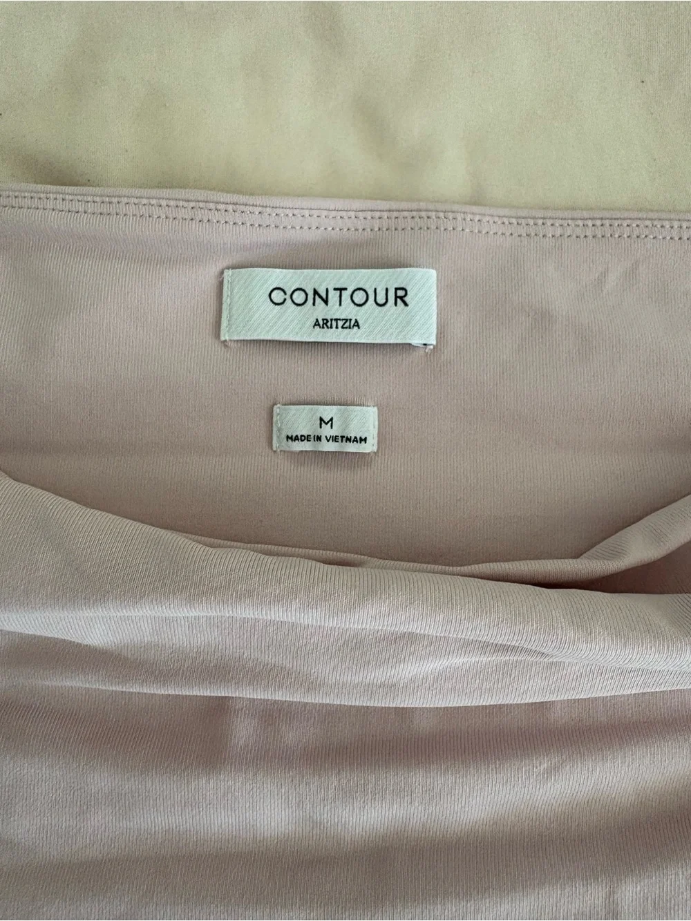 Aritzia Contour Off-Shoulder Women's Top in Light Pink - Picture 2 of 5